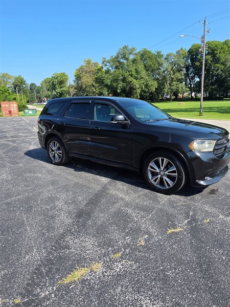 2013 Dodge Durango R/T - Photo 2 - Cahokia, IL 62206