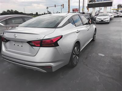 2021 Nissan Altima 2.5 SV   - Photo 3 - Cahokia, IL 62206