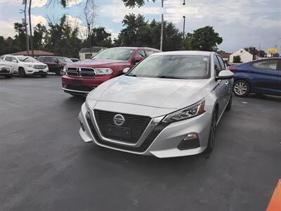 2021 Nissan Altima 2.5 SV   - Photo 2 - Cahokia, IL 62206