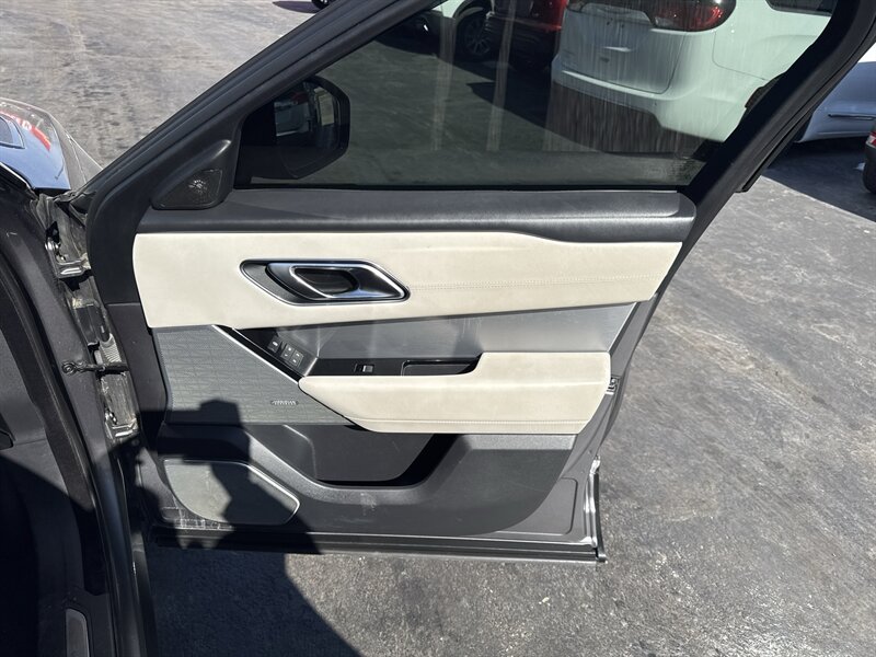 2018 Land Rover Range Rover Sport P380 R-Dynamic HSE Velar - Photo 28 - Millstadt, IL 62260