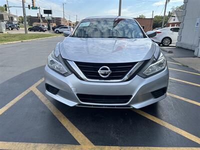 2017 Nissan Altima 2.5   - Photo 6 - Fairview Heights, IL 62208