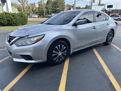 2017 Nissan Altima 2.5   - Photo 3 - Fairview Heights, IL 62208