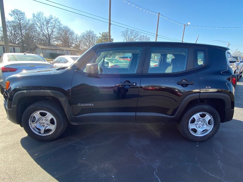 2018 Jeep Renegade Sport - Photo 5 - Belleville, IL 62226