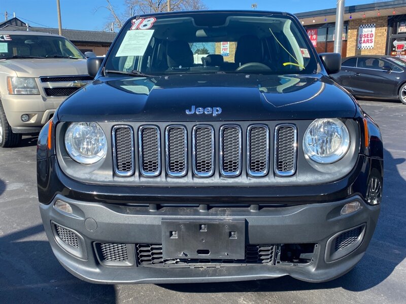2018 Jeep Renegade Sport   - Photo 1 - Belleville, IL 62226