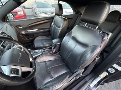 2011 Chrysler 200 Series Limited   - Photo 15 - Millstadt, IL 62260