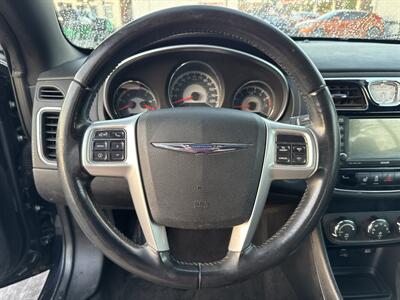 2011 Chrysler 200 Series Limited Hardtop Convertible   - Photo 12 - Millstadt, IL 62260