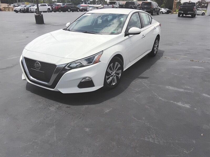 2019 Nissan Altima 2.5 S - Photo 2 - Cahokia, IL 62206
