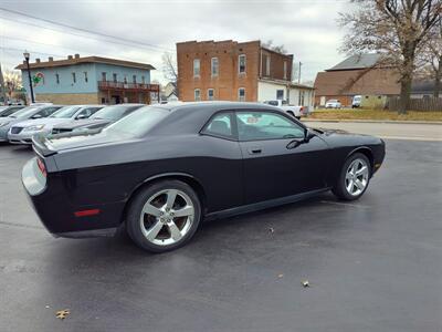 2009 Dodge Challenger R/T   - Photo 3 - Freeburg, IL 62243