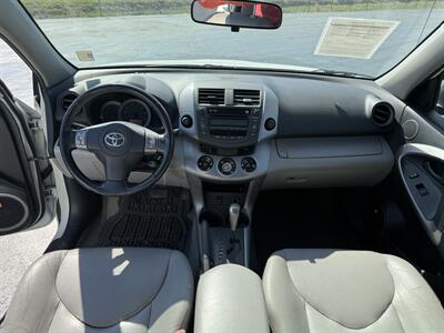2008 Toyota RAV4 Limited   - Photo 13 - Cahokia, IL 62206