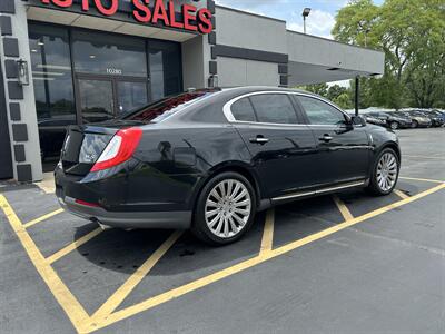 2014 Lincoln MKS - Photo 4 - Fairview Heights, IL 62208