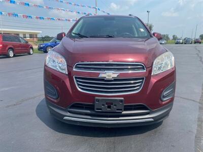 2016 Chevrolet Trax LT   - Photo 2 - Cahokia, IL 62206