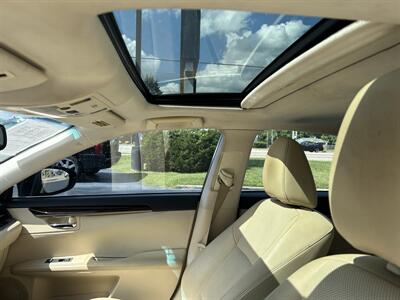 2014 Lexus ES - Photo 8 - Fairview Heights, IL 62208
