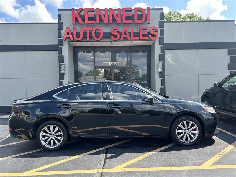2014 Lexus ES   - Photo 1 - Fairview Heights, IL 62208