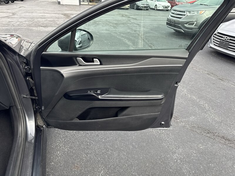 2022 Kia K5 LXS - Photo 14 - Millstadt, IL 62260