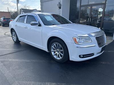 2011 Chrysler 300 Series Limited   - Photo 2 - Fairview Heights, IL 62208