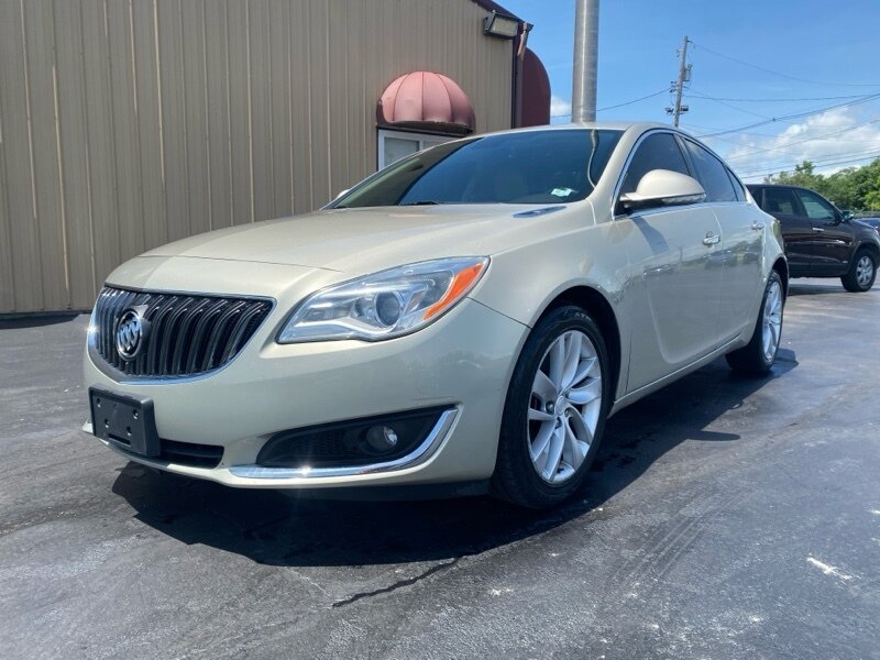 2014 Buick Regal Premium I - Photo 1 - Cahokia, IL 62206