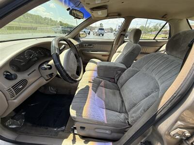 1999 Buick Century Custom   - Photo 9 - Cahokia, IL 62206