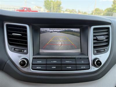 2018 Hyundai TUCSON SE - Photo 15 - Cahokia, IL 62206