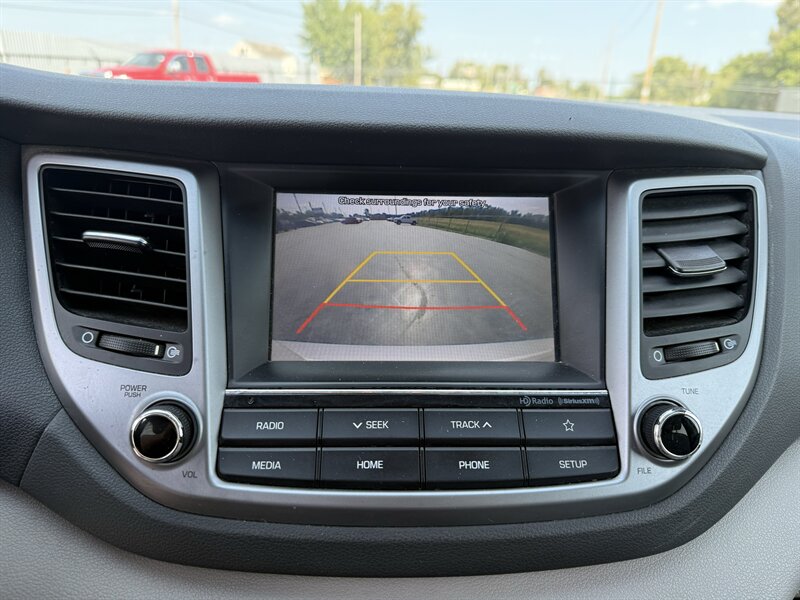 2018 Hyundai TUCSON SE - Photo 15 - Cahokia, IL 62206