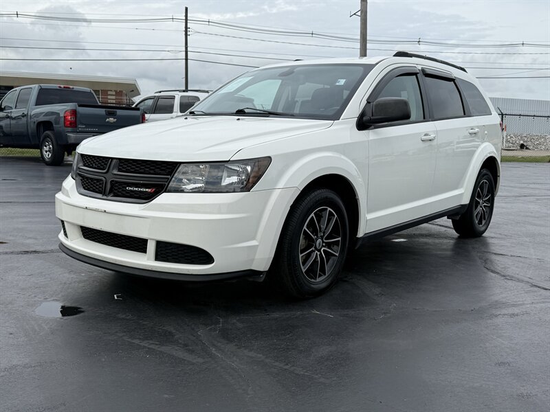 2018 Dodge Journey SE   - Photo 1 - Cahokia, IL 62206