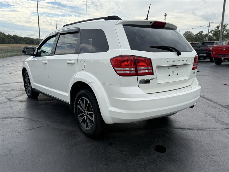 2018 Dodge Journey SE - Photo 7 - Cahokia, IL 62206