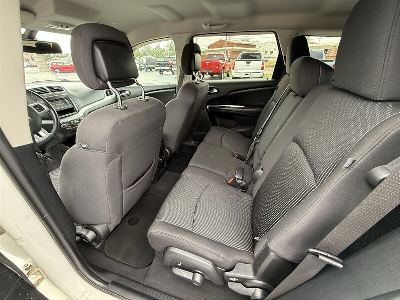 2018 Dodge Journey SE - Photo 12 - Cahokia, IL 62206