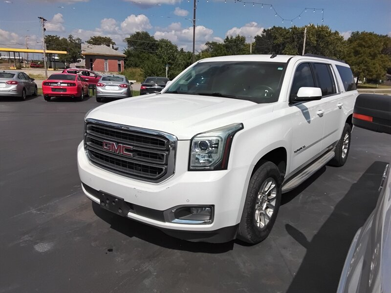 2015 GMC Yukon XL SLE   - Photo 1 - Cahokia, IL 62206