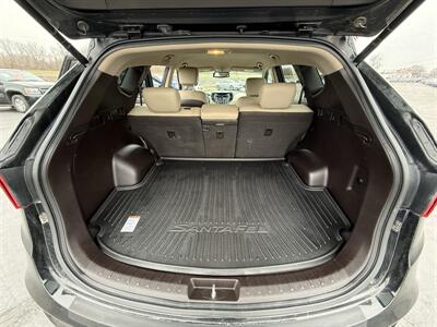 2017 Hyundai SANTA FE Sport 2.4L   - Photo 8 - Cahokia, IL 62206