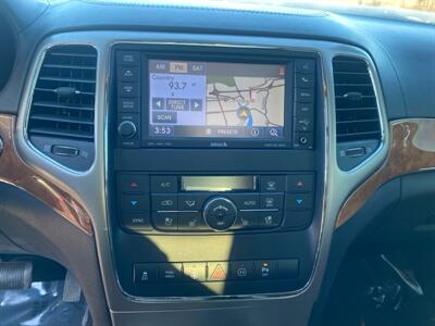 2012 Jeep Grand Cherokee Overland   - Photo 13 - Cahokia, IL 62206