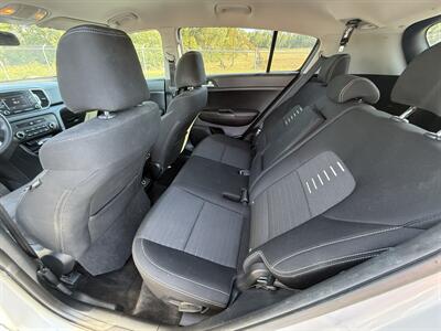 2017 Kia Sportage LX - Photo 8 - Cahokia, IL 62206