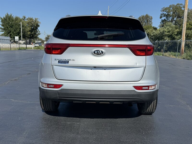 2017 Kia Sportage LX - Photo 6 - Cahokia, IL 62206