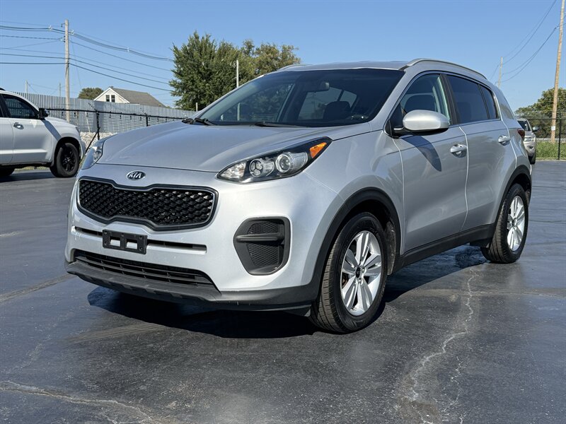 2017 Kia Sportage LX   - Photo 1 - Cahokia, IL 62206