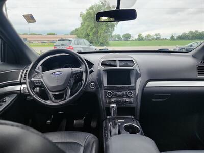 2017 Ford Explorer XLT   - Photo 5 - Cahokia, IL 62206