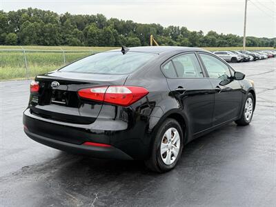 2016 Kia Forte LX   - Photo 6 - Cahokia, IL 62206