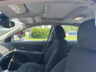 2013 Chevrolet Cruze 1LT Auto   - Photo 9 - Fairview Heights, IL 62208