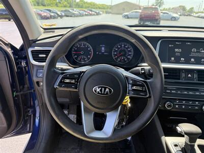 2019 Kia Optima LX   - Photo 12 - Cahokia, IL 62206