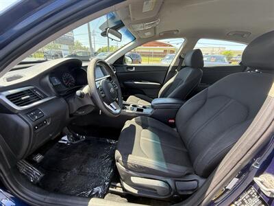 2019 Kia Optima LX   - Photo 9 - Cahokia, IL 62206