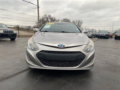 2011 Hyundai SONATA Hybrid   - Photo 2 - Cahokia, IL 62206