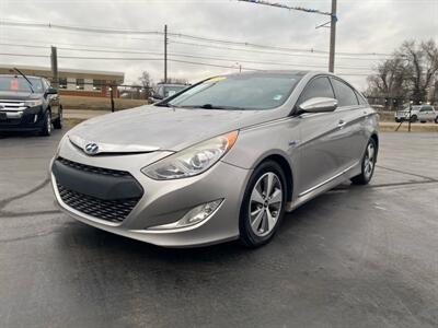 2011 Hyundai SONATA Hybrid   - Photo 1 - Cahokia, IL 62206