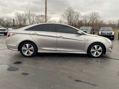 2011 Hyundai SONATA Hybrid   - Photo 4 - Cahokia, IL 62206