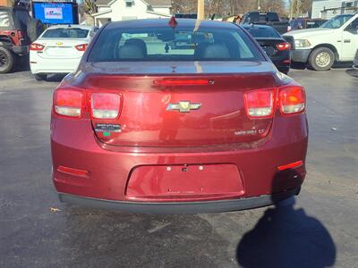 2016 Chevrolet Malibu Limited LT   - Photo 8 - Freeburg, IL 62243