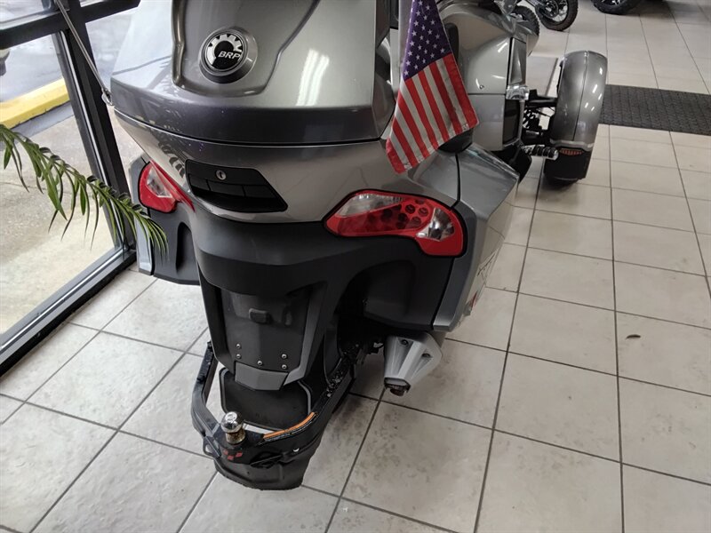 2011 can am Spyder rt - Photo 5 - Freeburg, IL 62243