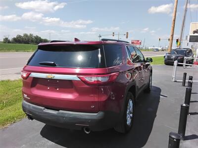 2019 Chevrolet Traverse LT Cloth   - Photo 3 - Cahokia, IL 62206