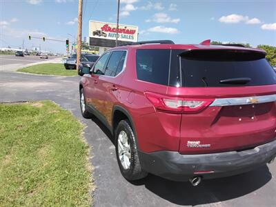 2019 Chevrolet Traverse LT Cloth   - Photo 4 - Cahokia, IL 62206