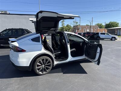 2016 Tesla Model X P90D   - Photo 12 - Millstadt, IL 62260