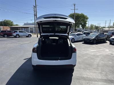 2016 Tesla Model X P90D   - Photo 16 - Millstadt, IL 62260