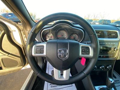 2012 Dodge Avenger SXT   - Photo 12 - Cahokia, IL 62206