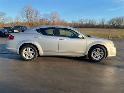 2012 Dodge Avenger SXT   - Photo 4 - Cahokia, IL 62206