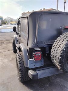 2006 Jeep Wrangler X X 2dr SUV   - Photo 2 - Freeburg, IL 62243