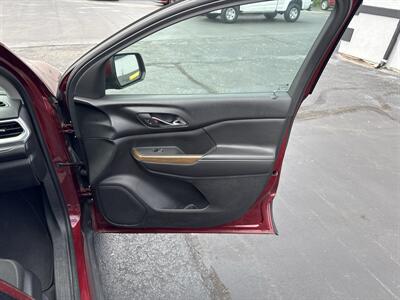2017 GMC Acadia SLE-1 - Photo 15 - Millstadt, IL 62260